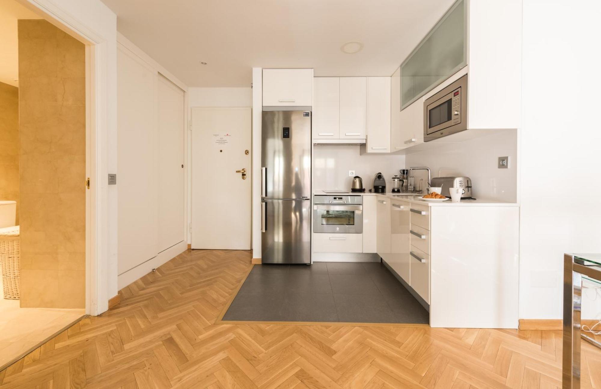 Downtown Urban Apartment Madrid Exterior photo