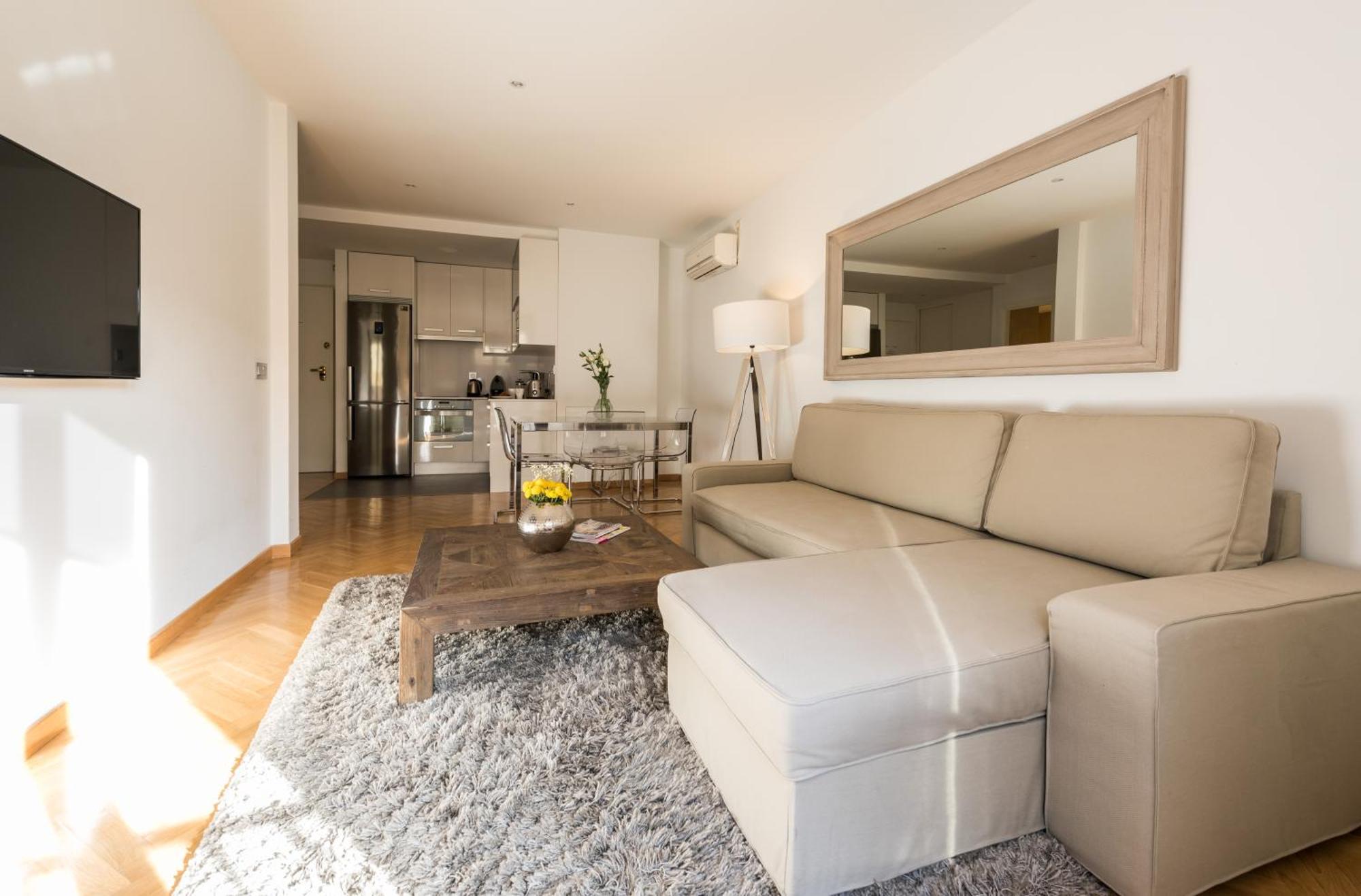Downtown Urban Apartment Madrid Exterior photo